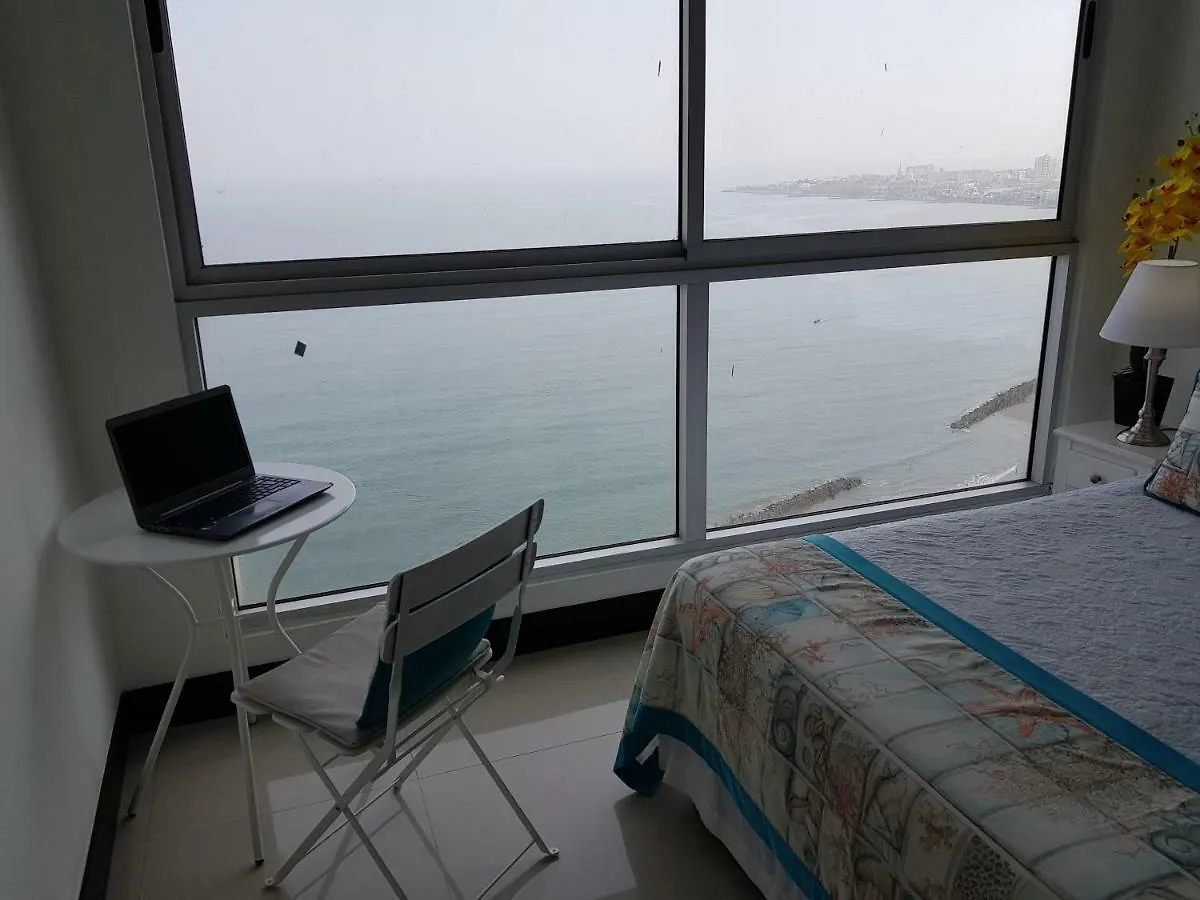 Encantador Apartamento Frente A La Playa Cartagena 0*,
