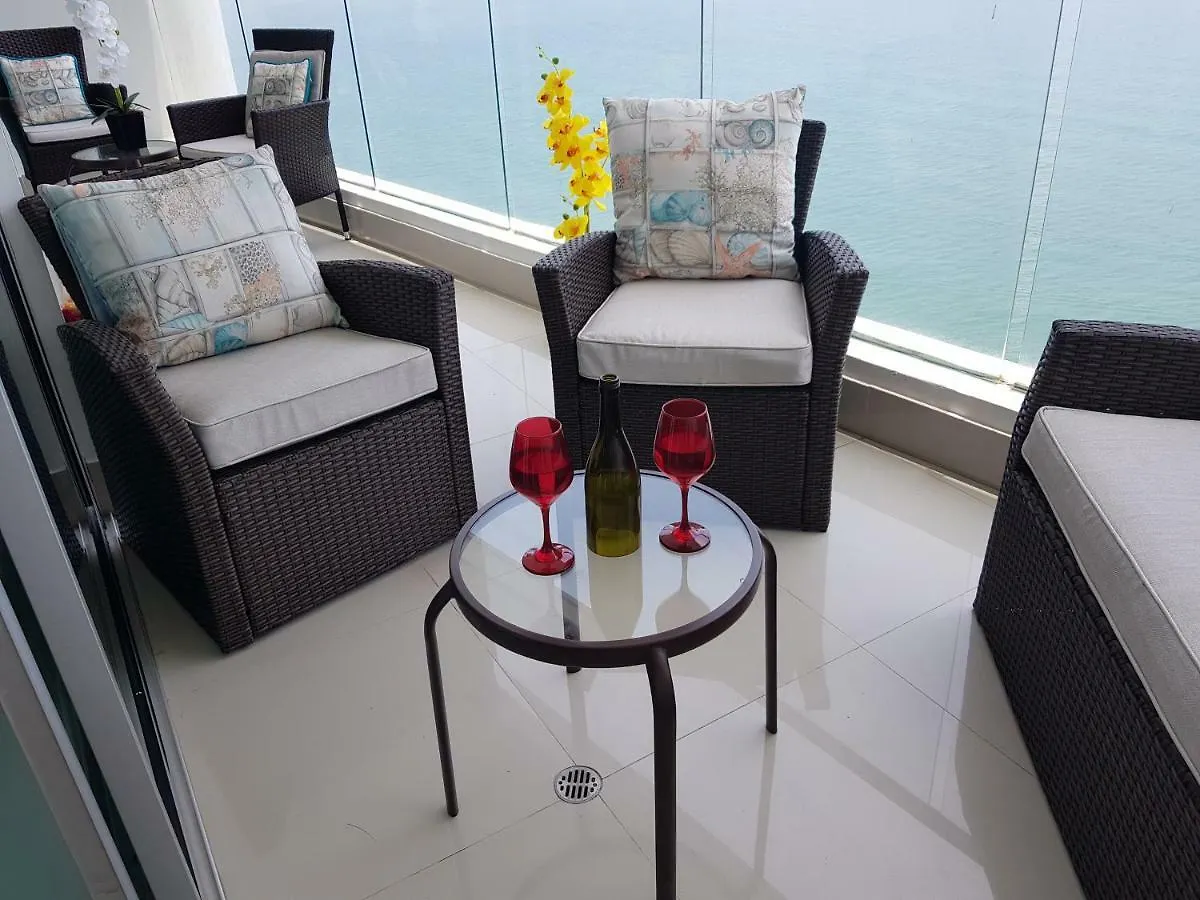 Encantador Apartamento Frente A La Playa Cartagena 0*,  Colombia